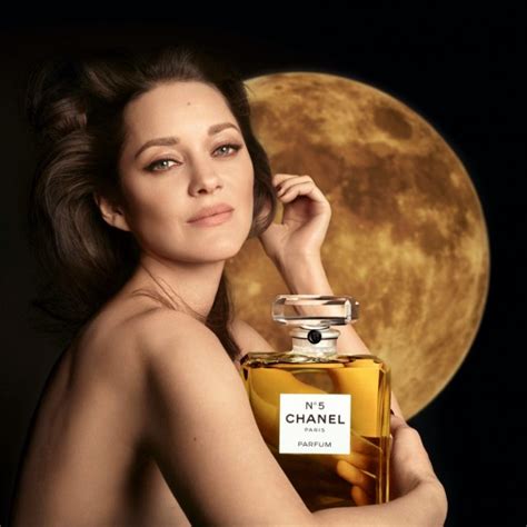 chanel no 5 advert actress|French.